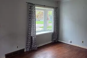 243 Winter St, Battle Creek, MI 49015 - Photo 3