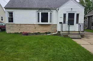 243 Winter St, Battle Creek, MI 49015 - Photo 1