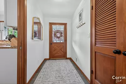 225 S Park Street, Zeeland, MI 49464 - Photo 3