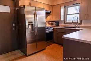 203 Alger St SE, Grand Rapids, MI 49507 - Photo 3