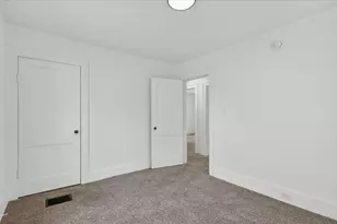 900 Dallas Ave SE, Grand Rapids, MI 49507 - Photo 29
