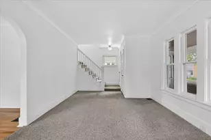 900 Dallas Ave SE, Grand Rapids, MI 49507 - Photo 11