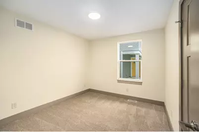 2083 Linden Avenue SE, Grand Rapids, MI 49507 - Photo 9
