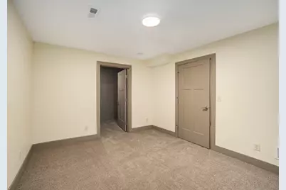 2083 Linden Avenue SE, Grand Rapids, MI 49507 - Photo 11