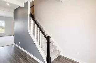 251 Quartz Wy, White Lake, MI 48386 - Photo 3