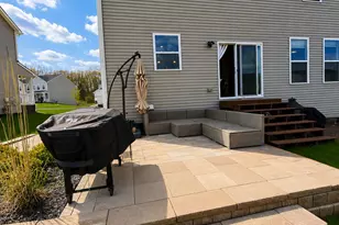 251 Quartz Wy, White Lake, MI 48386 - Photo 3