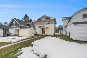 2098 Linden Ave SE, Grand Rapids, MI 49507 - Photo 13