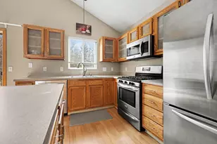 8433 Cochise Dr, Howard City, MI 49329 - Photo 9
