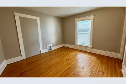 23 Burton Street SW, Grand Rapids, MI 49507 - Photo 3