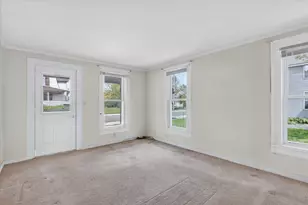 124 Washington St, Sparta, MI 49345 - Photo 11