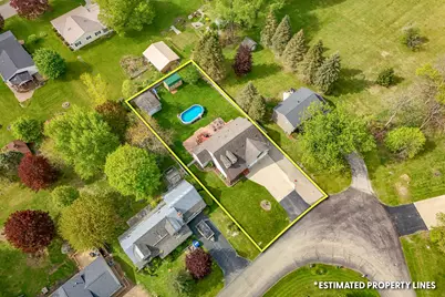 301 Case Street, Jonesville, MI 49250 - Photo 9