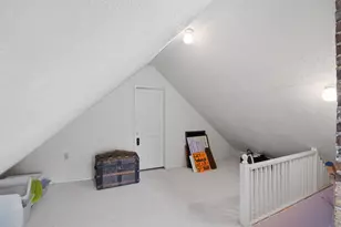 127 W Bridge St, Plainwell, MI 49080 - Photo 29