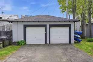 127 W Bridge St, Plainwell, MI 49080 - Photo 37