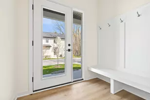 1968 S Shorewood Ln, Holland, MI 49423 - Photo 5