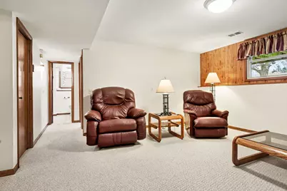 7056 Brooklyn Avenue SE, Grand Rapids, MI 49508 - Photo 17