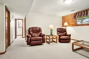 7056 Brooklyn Ave SE, Grand Rapids, MI 49508 - Photo 17