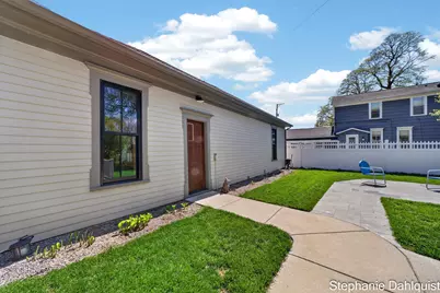 511 W Clay Avenue, Muskegon, MI 49440 - Photo 53