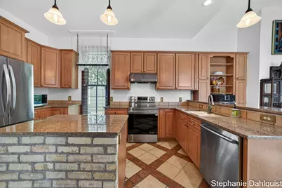 511 W Clay Avenue, Muskegon, MI 49440 - Photo 21