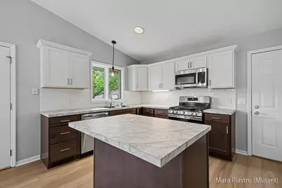 1000 Amber Ridge Drive SW, Byron Center, MI 49315 - Photo 3