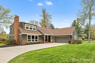 2793 Cascade Springs Dr SE, Grand Rapids, MI 49546 - Photo 1