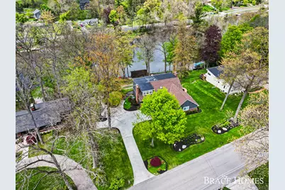 2793 Cascade Springs Drive SE, Grand Rapids, MI 49546 - Photo 5