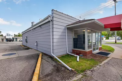 124 S Brooklyn Road, Jackson, MI 49201 - Photo 39
