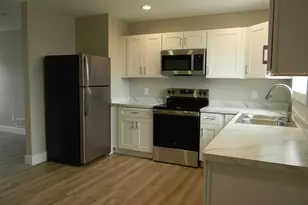 210 Taylors Ct, Scottville, MI 49454 - Photo 9