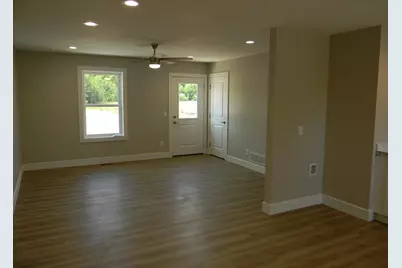 210 Taylors Court, Scottville, MI 49454 - Photo 7