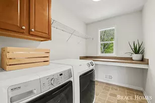 3726 Atwater Hills Ct NE, Grand Rapids, MI 49525 - Photo 13