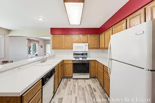 580 Gardenview Dr SW, Byron Center, MI 49315 - Photo 7