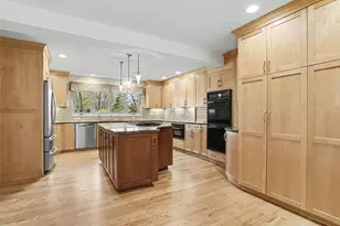 1415 Holiday Ln, Portage, MI 49024 - Photo 13
