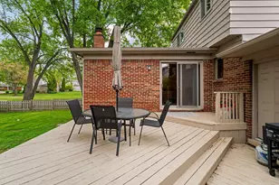 683 Canterbury Dr, Saline, MI 48176 - Photo 9