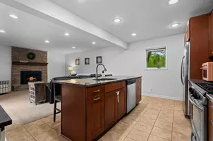 683 Canterbury Dr, Saline, MI 48176 - Photo 23