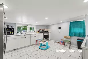 2022 Henry St, Muskegon, MI 49441 - Photo 9
