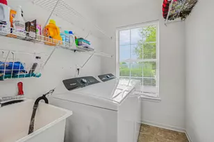 6883 Maplelawn Dr, Ypsilanti, MI 48197 - Photo 19