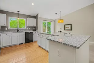 6883 Maplelawn Dr, Ypsilanti, MI 48197 - Photo 11