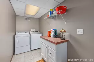 1757 4th St NW, Grand Rapids, MI 49504 - Photo 31