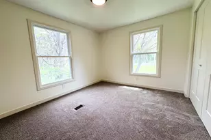 2432 Bond St, Niles, MI 49120 - Photo 15