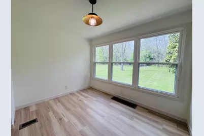 2432 Bond Street, Niles, MI 49120 - Photo 9