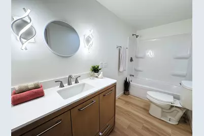2432 Bond Street, Niles, MI 49120 - Photo 3
