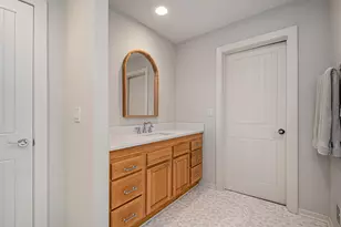 1820 Flowers Crossing Dr NE, Grand Rapids, MI 49525 - Photo 27