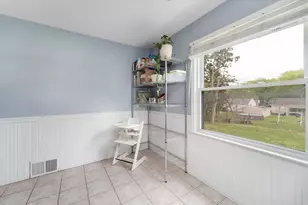 249 S Chocolay Ave, Clawson, MI 48017 - Photo 11