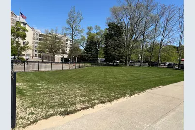 320 Lake Street, Saint Joseph, MI 49085 - Photo 3