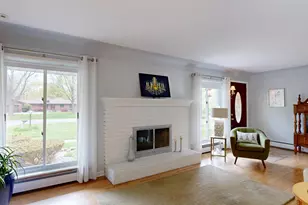 2088 Crestline Cir, Burton, MI 48509 - Photo 9