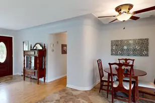 2088 Crestline Cir, Burton, MI 48509 - Photo 17