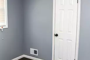 18296 Evergreen Rd, Detroit, MI 48219 - Photo 11