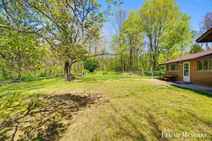 9670 Almena Dr, Kalamazoo, MI 49009 - Photo 37