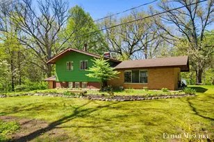 9670 Almena Dr, Kalamazoo, MI 49009 - Photo 33