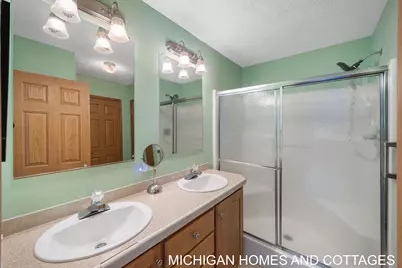 5245 W Scenic Turn Lane, Holland, MI 49423 - Photo 9