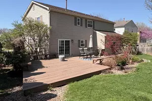 5255 Applewood Dr, Ypsilanti, MI 48197 - Photo 5